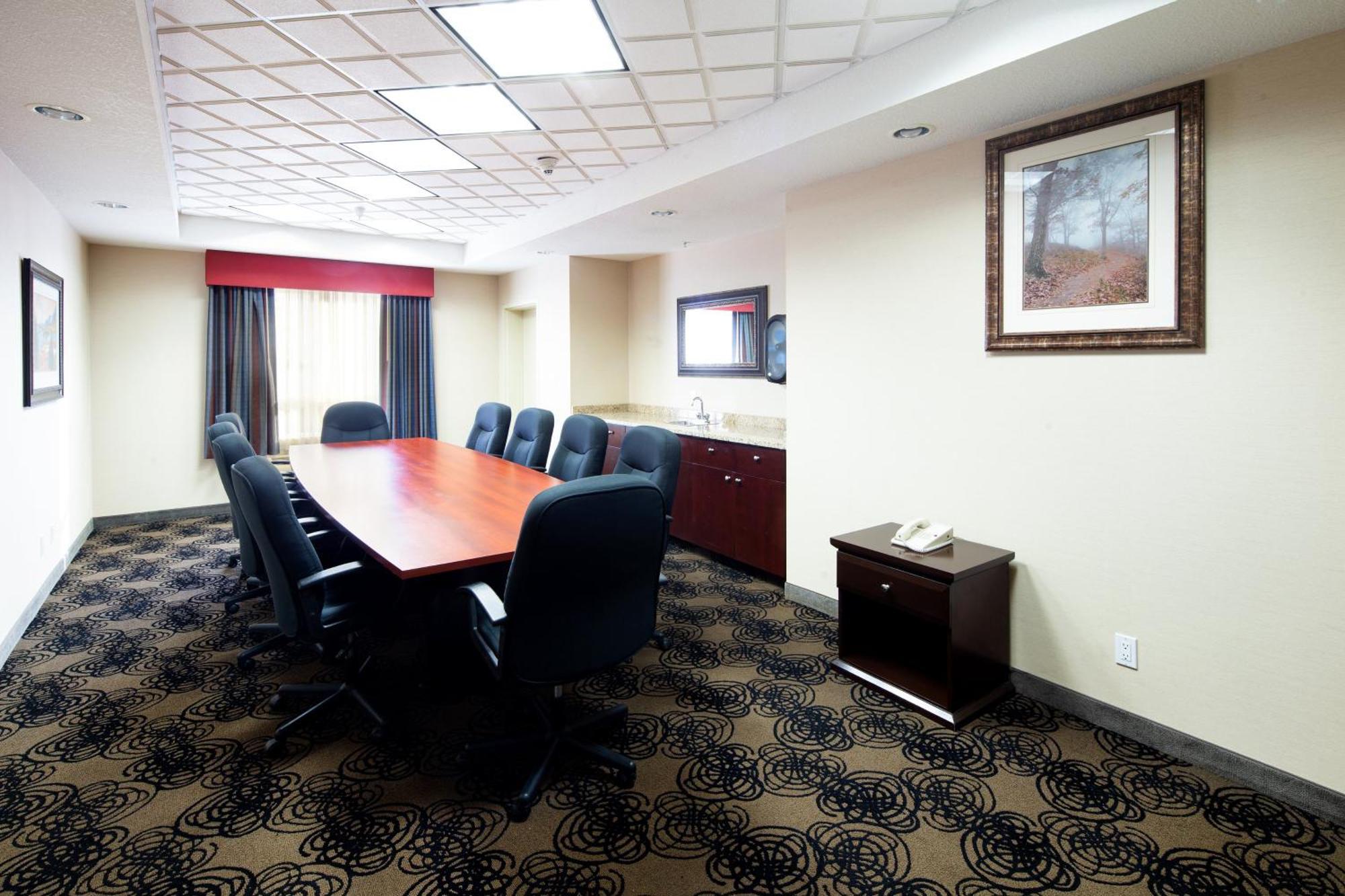 Holiday Inn Express Hotel & Suites Edson By Ihg Exterior foto