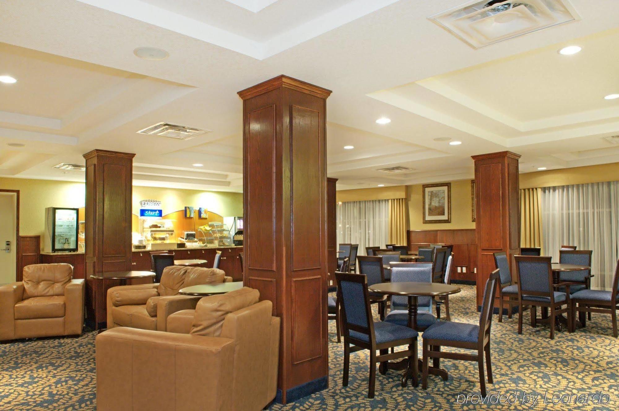 Holiday Inn Express Hotel & Suites Edson By Ihg Restaurante foto