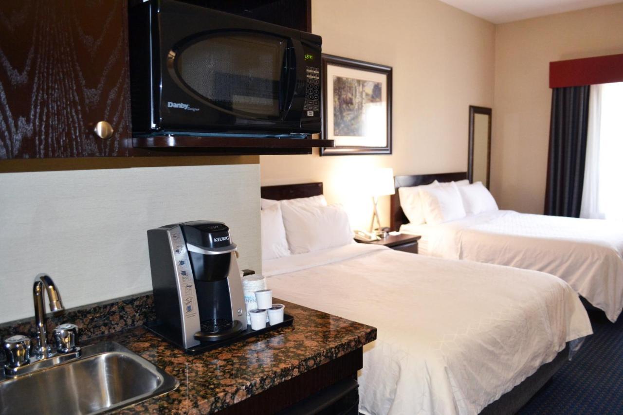 Holiday Inn Express Hotel & Suites Edson By Ihg Exterior foto